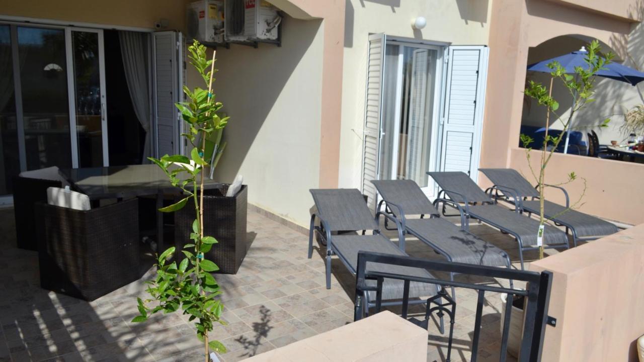 Sun Island Apartments Paphos Exterior photo